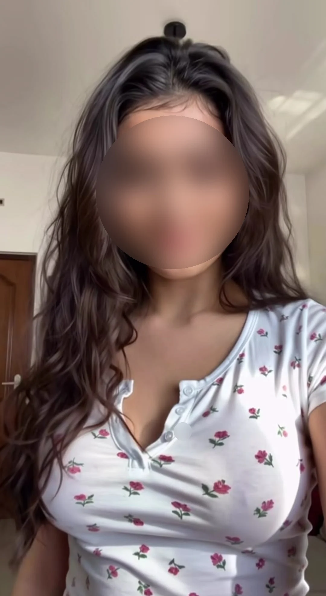 Deepa Thakur photo 2