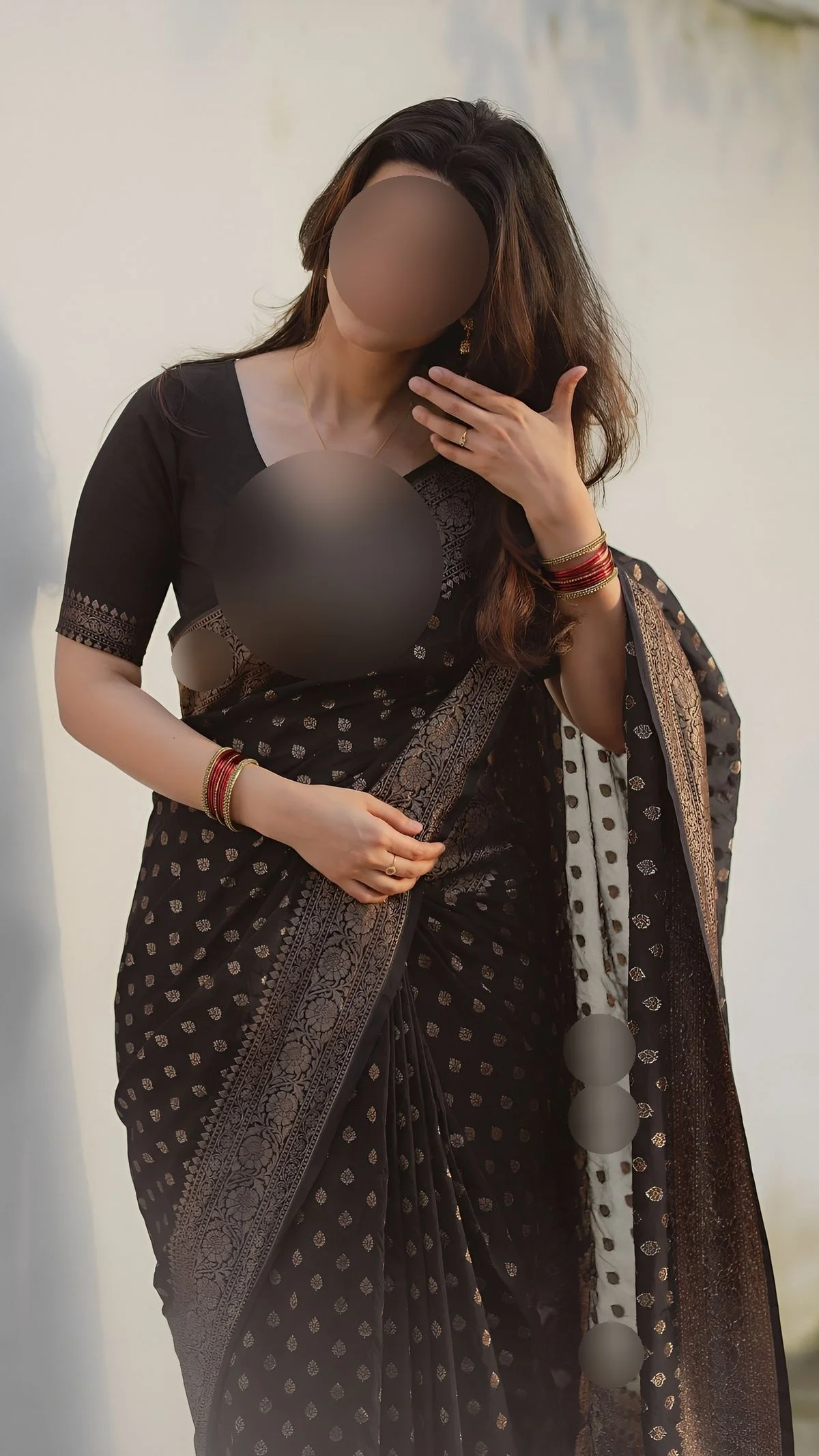 Anjali Bhatt photo 2