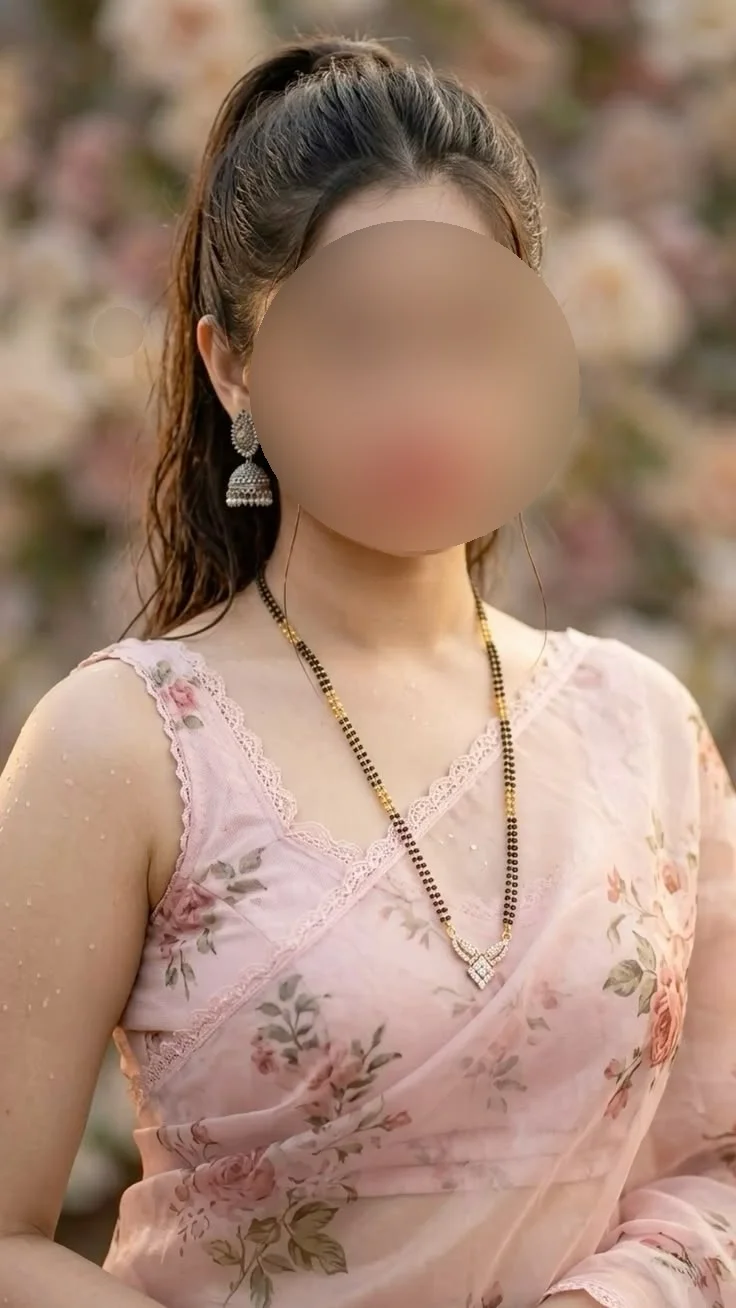 Luna Mehrotra photo 3