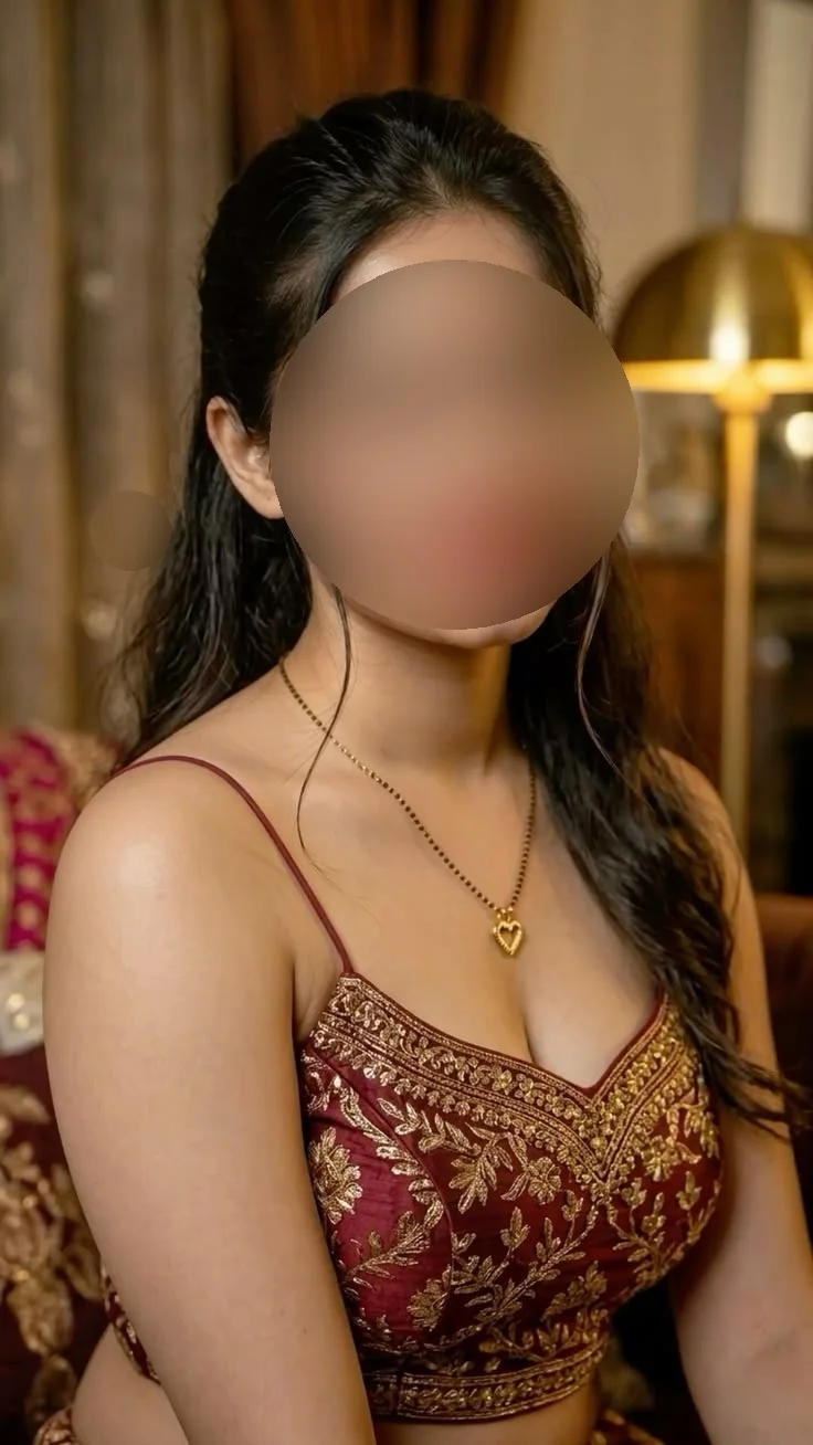 Luna Mehrotra photo 4