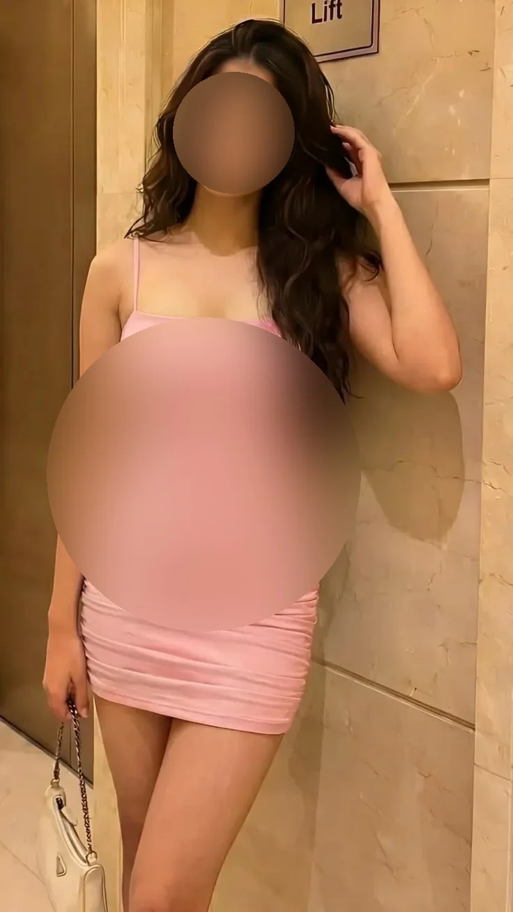 Luxuria Desai photo 3